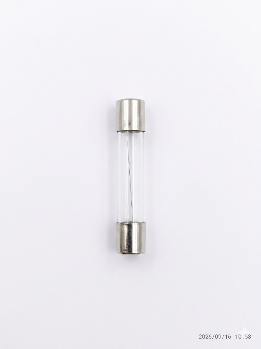 فيوز زجاجي أسطواني (Glass Tube Fuse
